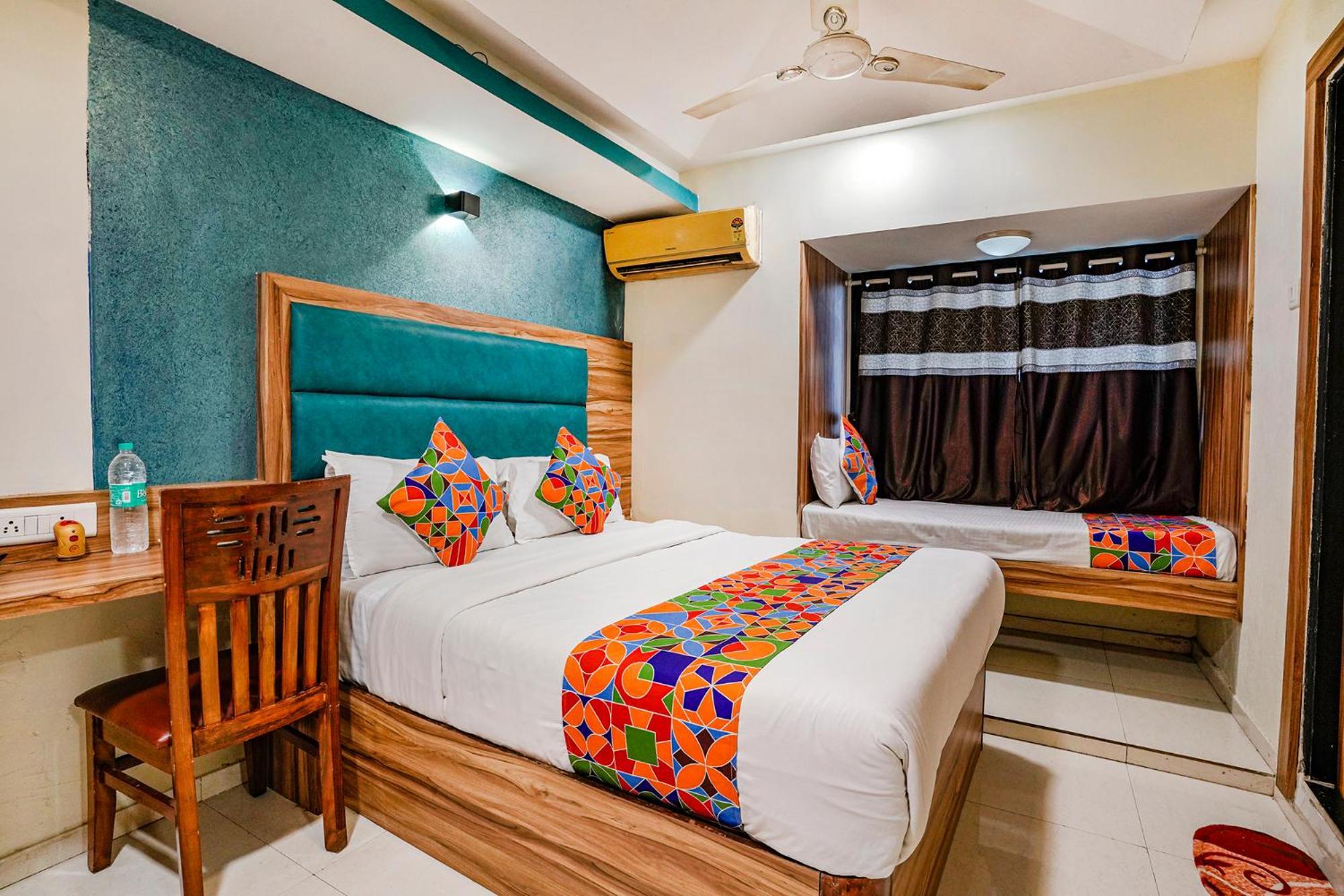 Fabexpress Amber Corp Inn - Nr Nesco Exhibition Center Mumbai Exterior photo